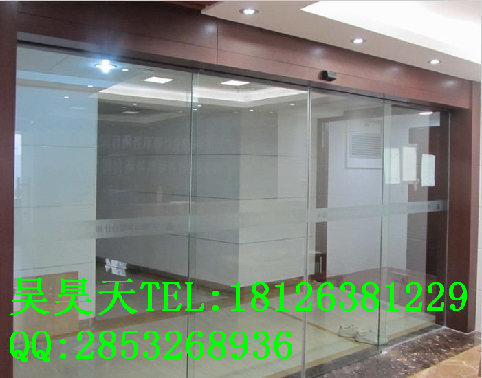 禅城玻璃门安装，专业工艺与实用美学的完美结合