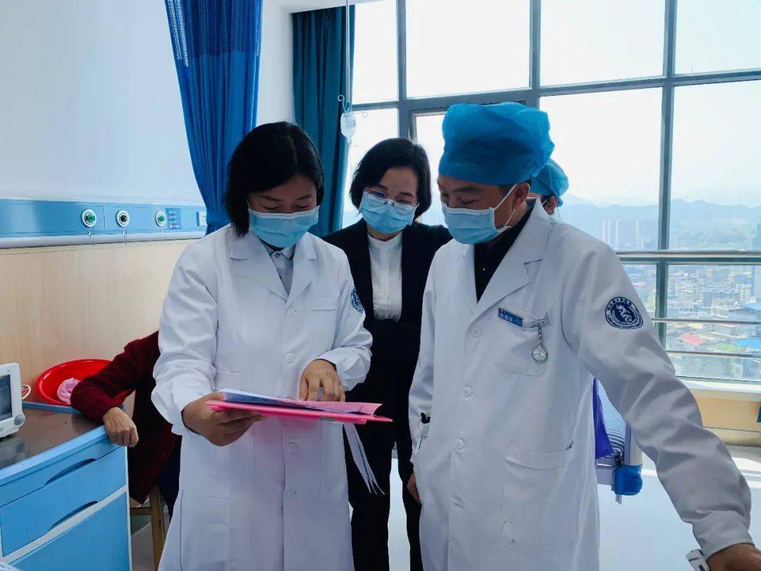儿科医联体专家查房，提升基层医疗质量与儿童健康管理的协同合作