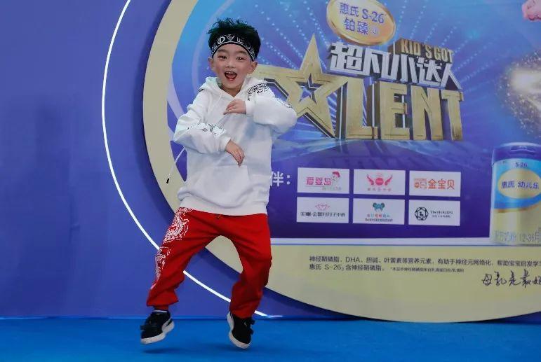 小小羽的超级黄金手，天赋异禀与不懈努力的传奇故事