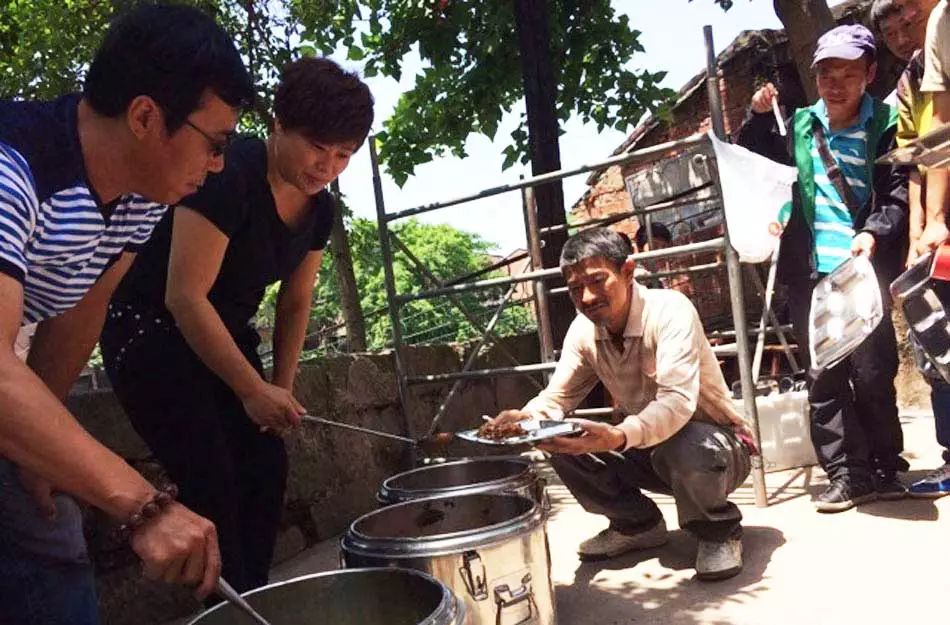 剧组生活中的饭时光