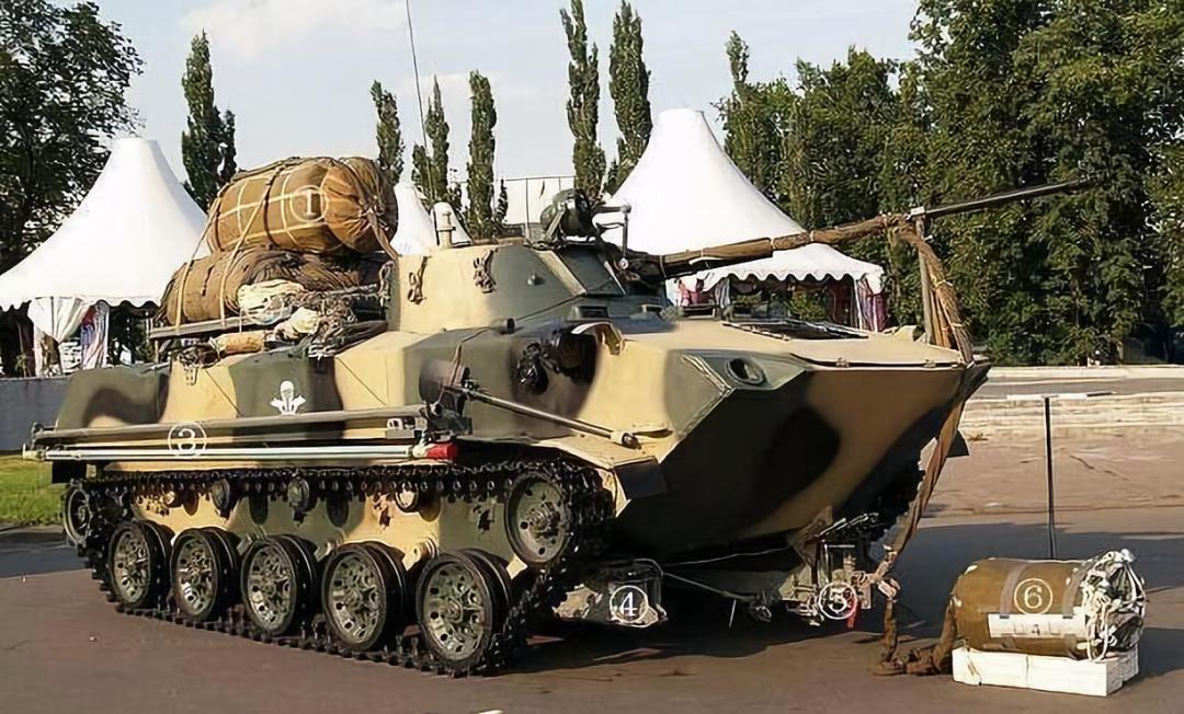 轻型伞兵战车，现代战争中的机动先锋