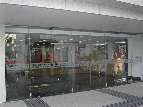 海达地弹簧门自动门，现代建筑的理想之选