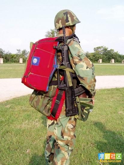伞兵携行具说明书