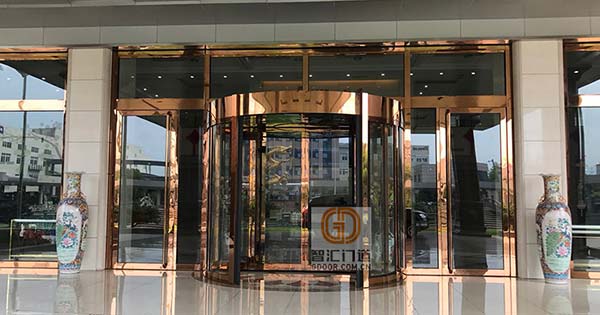 皇冠自动门，技术与艺术的完美结合