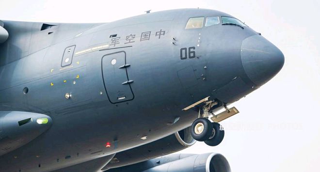 运-20与空降伞兵，中国空中力量的新篇章