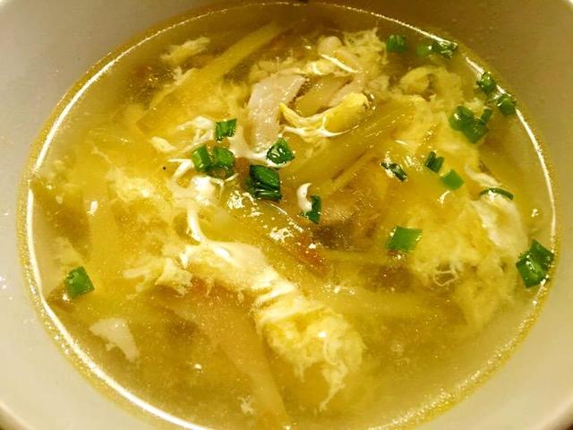 榨菜肉丝蛋花汤，一道家常美食的做法