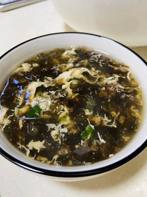 虾米紫菜蛋花汤，一道家常美食的烹饪与品味